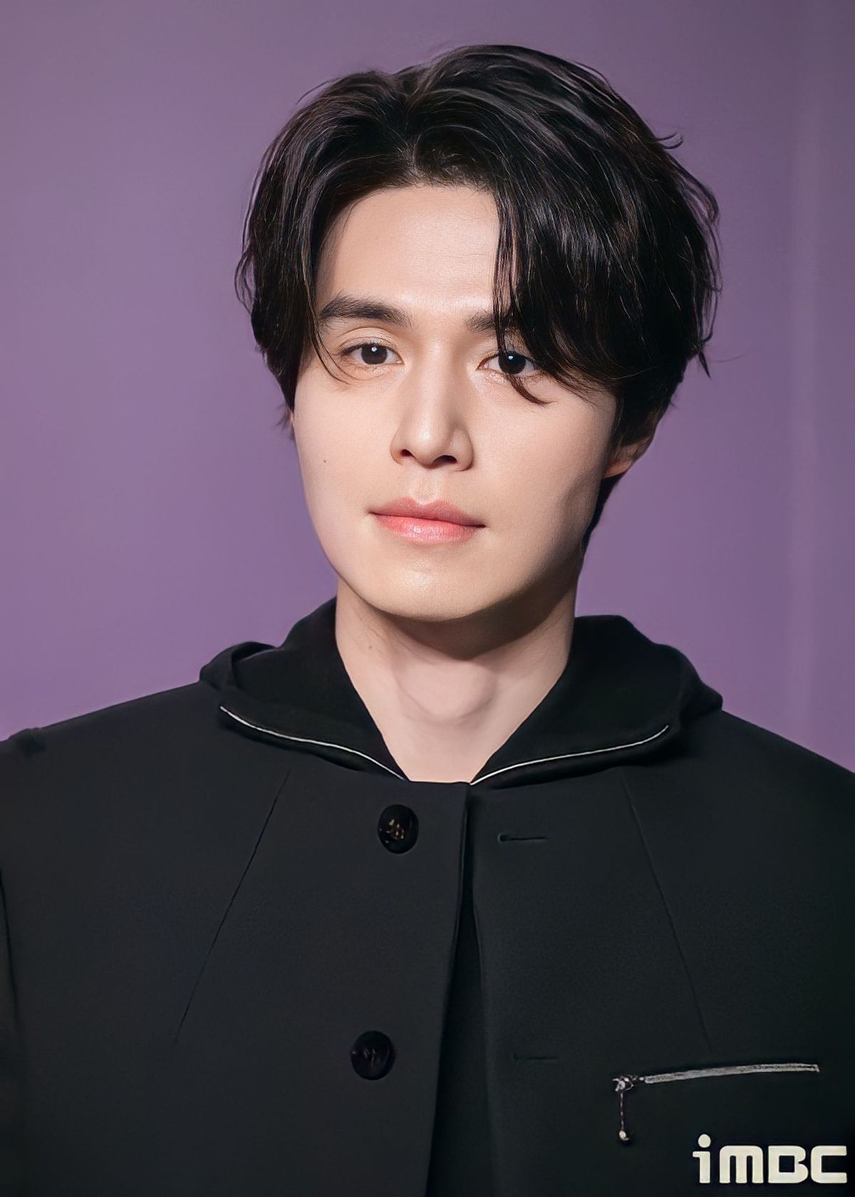 LEE DONG-WOOK